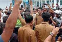 Masyarakat Bubarkan Pengajian Aliran Sesat, Kepala Desa Rumbio Dicopot