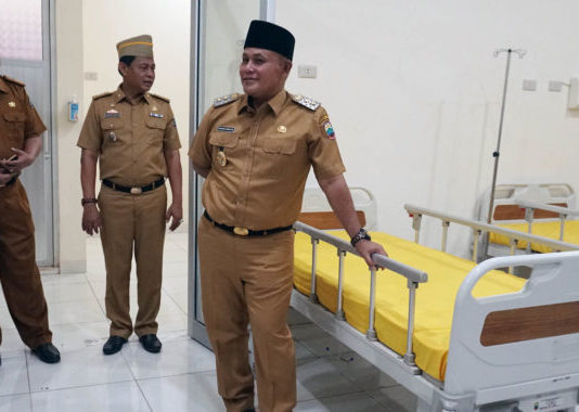 Tinjau Ruang Isolasi, Nanang Pastikan RSUD Kalianda Siap Terima Pasien Terpapar Virus Corona