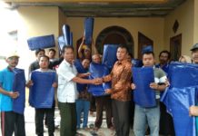 Aribun Sayunis Ajak Masyarakat Budidaya Ikan Air Tawar dan BagikanTerpal Bioflog Gratis Ke Kelompok Tani