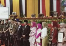 Bupati Madina Drs.H.Dahlan Hasan Nasution Hadiri Sidang Paripurna HUT Madina ke 21