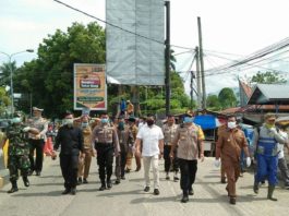 Forkopimda & Gugus Tugas Covid-19 Madina Secara Serentak Gelar Penyemprotan Disinpektan