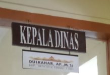 Warga Ketapang, Datangi Dinas Sosial Lamsel, terkait tidak adanya CAP di Rumah Penerima PKH