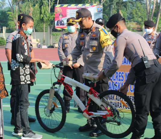 Aipda Peran Suhada, S.H Dapatkan Hadiah Sepeda Baru Dari Kapolda Sumut Dan Kapolres Madina