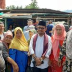 Zubeir Lubis Sapa Pedagang dan Pengunjung Pasar Baru Panyabungan