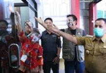 Cocokan Data Pemilih, Komisioner KPUD Datangi Rumah Bupati Lamsel