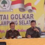 GOLKAR-PKS KONSOLIDASI PENDAFTARAN CALON KE KPUD LAMSEL