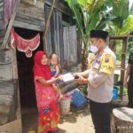 Jum’at Barokah Ditengah Pandemi Covid-19, Kapolres Madina Bantu Keluarga Kurang Mampu di Panyabungan