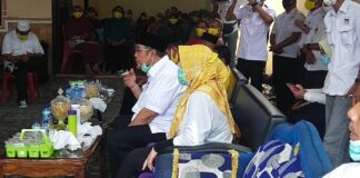 Bunda Rina Suud Muncul Curi Perhatian Emak Emak, Kampanye Pak Jenggot Terhenti