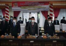 DPRD GELAR PARIPURNA PENGESAHAN PENGANGKATAN BUPATI DAN WAKIL BUPATI LAMSEL TERPILIH