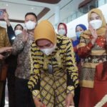 Bunda Winarni Hadiri Peresmian Galeri Dekranasda Provinsi Lampung di Dermaga Eksekutif Pelabuhan Bakauheni