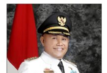 Peduli Produksi KPK, Bupati Lamsel Bersama 47 Tokoh Se-Indonesi, Terima Penghargaan Youth Awards 2021 dari LEPRID