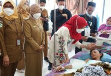 Bunda Winarni Nanang Ermanto Berikan Bantuan Korban Tersambar Petir