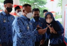 Antisipasi Varian Baru Omicron, Masuk Kantor Bupati Pemkab Lamsel Wajib Scan Aplikasi PeduliLindungi