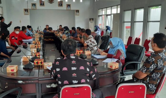 eafc105ae0e806ef13650fc208b95fd51e7c508f5b86c924f93aa2abace09b10.0