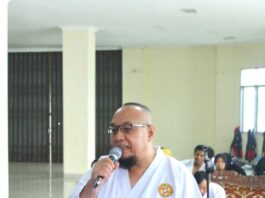 TONY EKA CANDRA MELEPAS ATLIT KARATE BKC LAMPUNG*