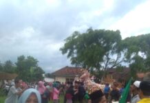 Peringatan Maulid Nabi SAW Masyarakat dan Jamaah Darul Falah Berlangsung Meriah