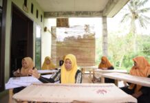 Omzet Naik Pengrajin Sulam Jelujur Pesawaran Ucap Syukur