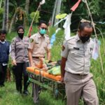 Sidokkes Polres Lamsel Bantu Warga Sakit