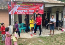 BBHAR DPC PDIP Lamsel Gelar Pertandingan Sepak Bola Trofeo Cup