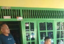 Ketua BBHAR Lampung selatan Merik Havit,.SH.,MH Menyambangi Warga Yang Terkena musibah Didesa Canti