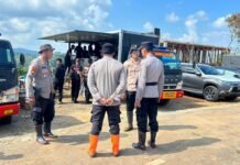 *Sigap dan Peduli Tanggulangi Bencana, Polda Lampung Dirikan Dapur Umum Untuk Warga di Banjit Way Kanan*