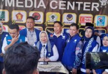 Berkas Bacaleg Dinyatakan Lengkap, Ketua PAN Lamsel Ucapkan Syukur dan Pasang Target Raih 12 Kursi