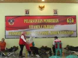 Peduli Kesehatan Para Babinsa, Kodim 0421/Ls Berikan Suntikan Vitamin C