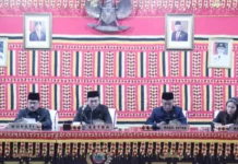 Wakil Ketua Dewan Agus Sartono Pimpin Rapat Paripurna DPRD Lamsel, Sekda Thamrin Sampaikan LKPJ Bupati Lampung Selatan Tahun Anggaran 2023