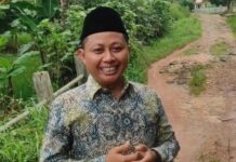 Anggota DPRD Lamsel Soroti Jalan Rusak Yang Tak Kunjung Diperbaiki