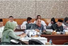 Anggota DPRD Lamsel M Akyas Minta Dinkes Tingkatkan Pelayanan BPJS Secara Cepat