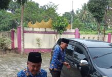 Contoh Disiplin Bupati Lamsel, Camat Kalianda Erman Suheri Tuntaskan Tugas di Tiga Titik Lokasi Dalam Sehari
