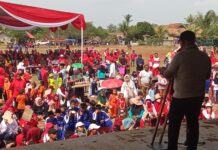 Teruji Mumpuni Berinteraksi Dengan Masyarakat, Nanang Ermanto Hipnotis Warga Sidowaluyo Bergembira, Bergoyang, dan Berjoget Bersama