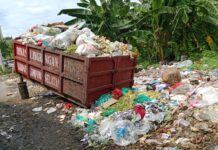 Jelang Pelantikan Bupati, Semua Instansi Bersih Bersih, Tapi DLH Malah Cuek Sampah Dibiarkan Berserakan Timbulkan Bau Tak Sedap