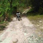 Warga Dua Kecamatan Berharap Jalan Penghubung Kecamatan Ketapang-Penengahan Sepanjang 8 Km Dibangun Tahun Ini