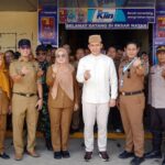 *Blusukan ke Pasar Natar, Bupati Egi Cek Harga Sembako Jelang Lebaran, Pedagang: Masih Stabil*