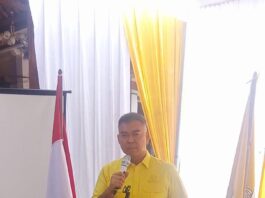 Lagi Hadiri Muscam Golkar Lamsel, Anggota DPR RI H. Rycko Menoza SZP Berikan Bantuan Alat Semprot Pertanian Untuk 10 Kelompok Tani Dapil 7 Lamsel