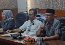 Komisi I DPRD Lamsel Gelar RDP Pergeseran 9 Desa di Jati Agung Masuk Balam