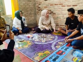 Jadi Pekerja Iegal di Papua, Wakil Ketua III DPRD Lamsel Kunjungi Rumah Korban