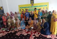 Miliki Gerai UMKM, HWK Golkar Lamsel Siap Bantu Fasilitasi Karya Karya Ibu Ibu Golkar Tingkatkan Kesejahteraan dan Ekonomi Keluarganya
