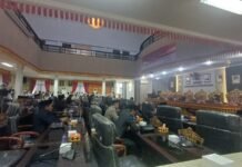 DPRD Kabupaten Lampung Selatan menggelar rapat paripurna dalam rangka penyampaian Rancangan Peraturan Daerah (Ranperda) tentang Perubahan APBD