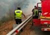 *Kebakaran Lahan di Samping Tol Terpeka KM 233 Padam, Lalu Lintas Aman*