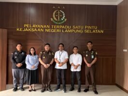 Kepala Kantor Pertanahan Kabupaten Lampung Selatan beserta jajaran melaksanakan kunjungan silaturahmi dan koordinasi ke Kejaksaan Negeri Lampung Selata