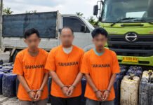 *Polisi Ungkap Penyalahgunaan Solar Subsidi 8.400 Liter di Katibung, Tiga Orang Jadi Tersangka*